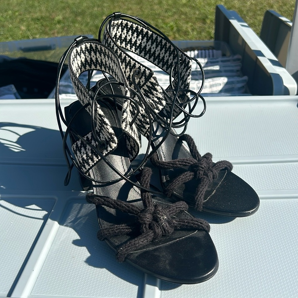 Zara black/ cream strappy sandals